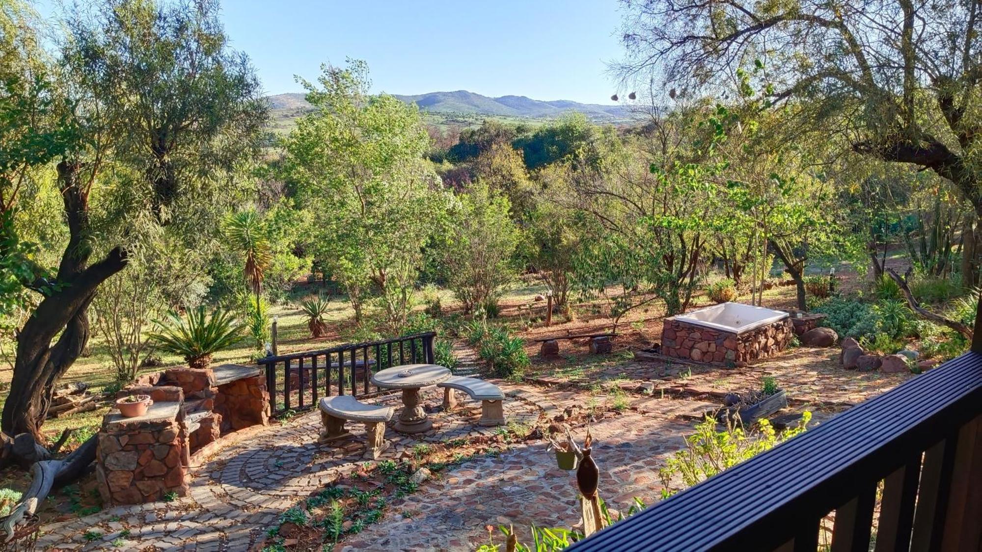 Koinonia Bush Lodge Hartbeespoort Exterior photo